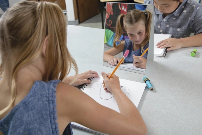 Books - Literature Shop -Books - Literature Shop 2024288 D ecommfullsize